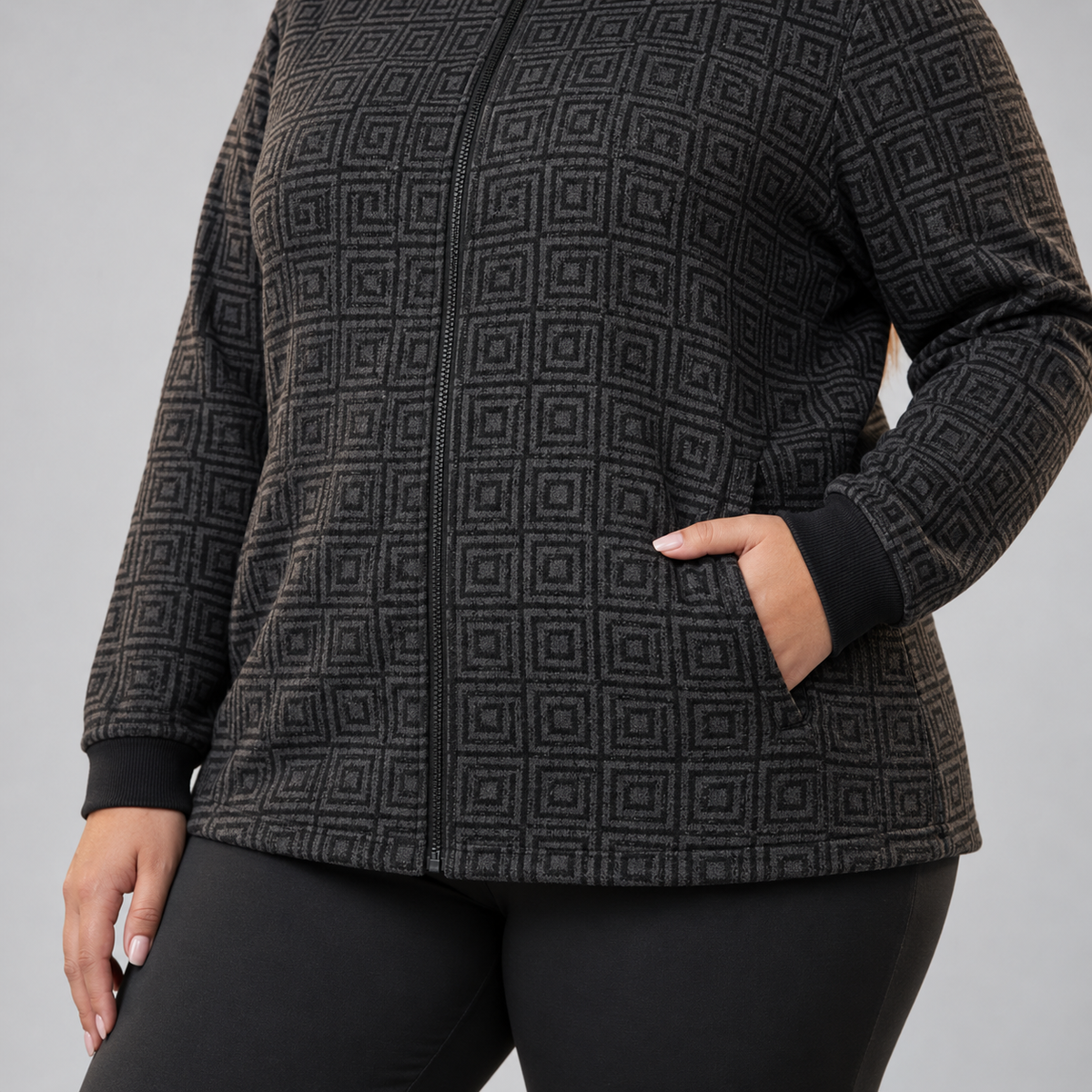 Polerón gris mujer Liz Claiborne con figuras talla grande