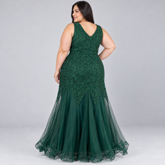 Vista posterior completa del vestido verde largo de encaje talla 2XL.