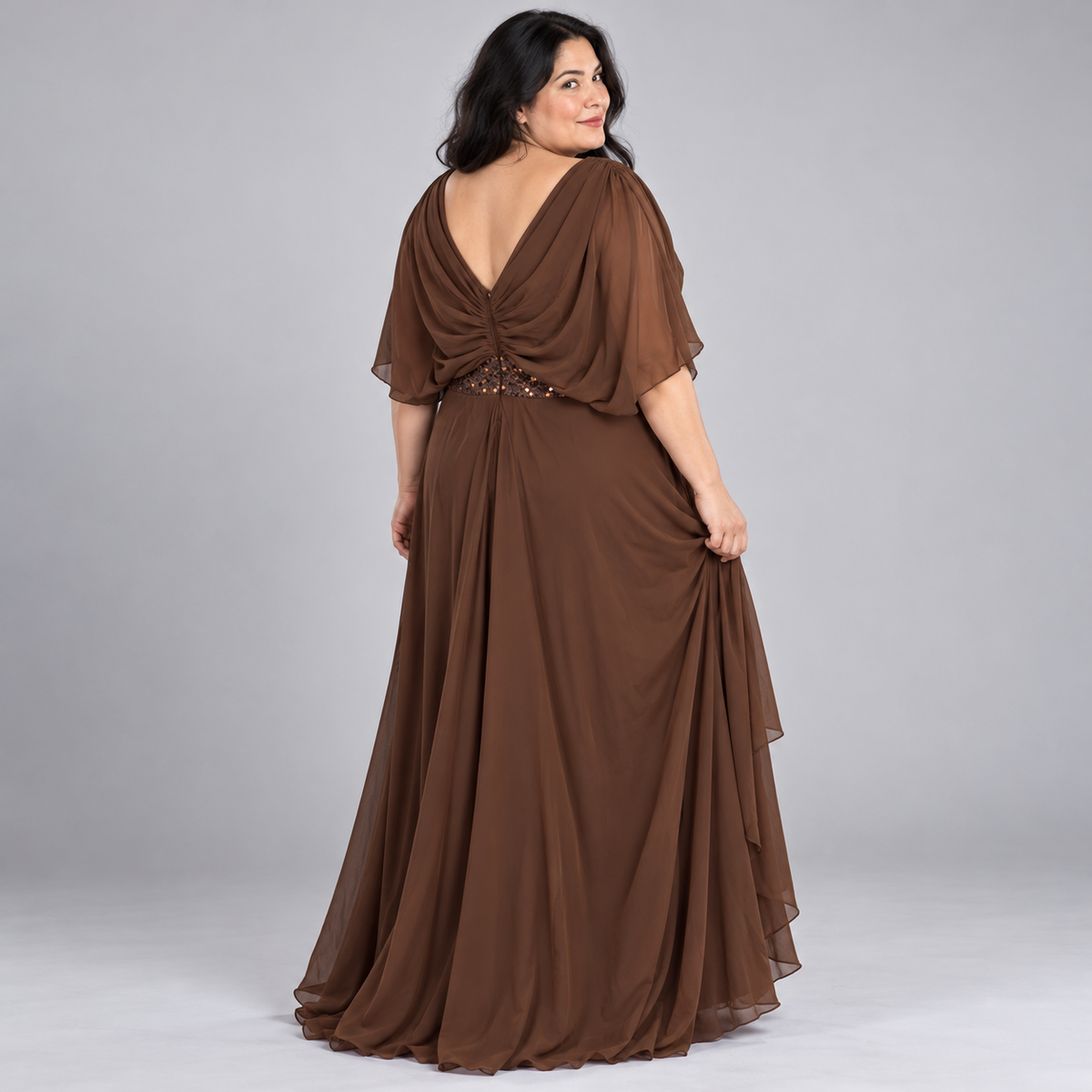 Vestido café Curveins con pedrería talla 2XL