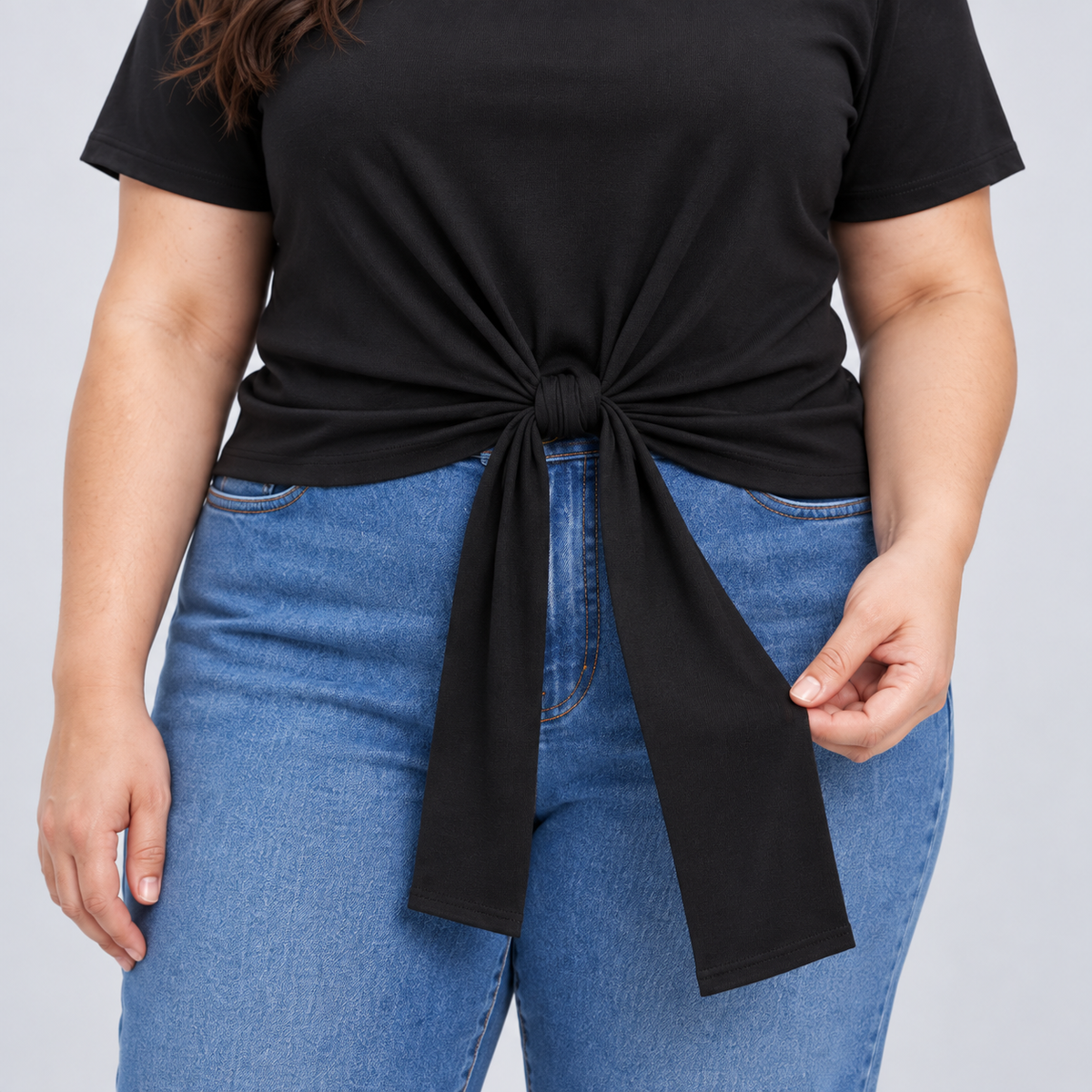 Blusa negra mujer talla grande con ajuste de cintura Agnes & Dora