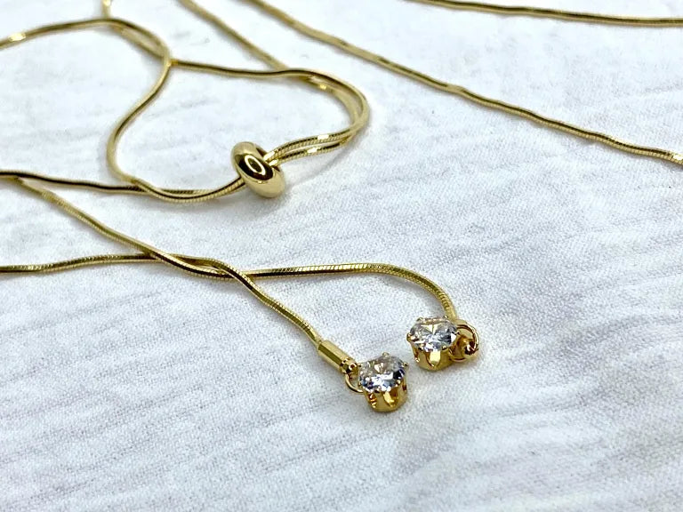 Cadena lariat ajustable dorada mujer con circonita By Brasil