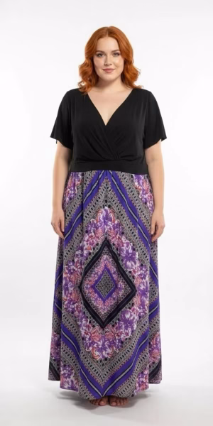 Vestido Catherines negro diseño floral talla grande mujer.